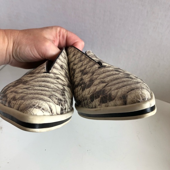 James chan pointy toe slip on Python sneakers - Picture 9 of 15